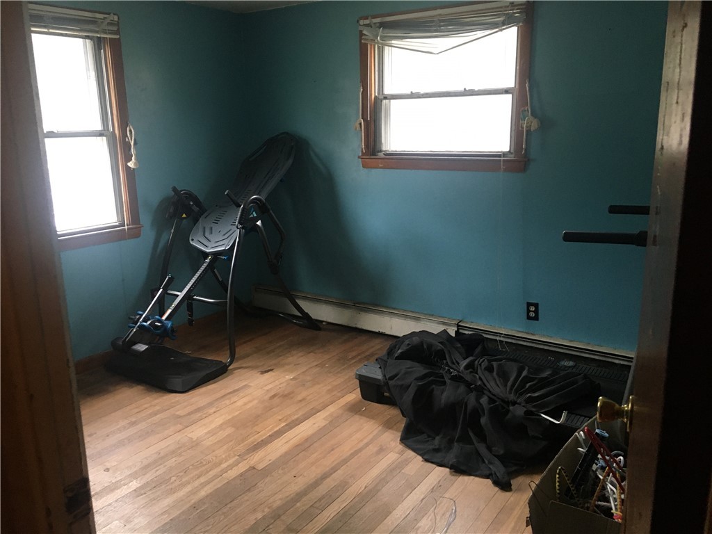 326 Arnold Road Coventry, RI 02816 - Photo 8 of 9