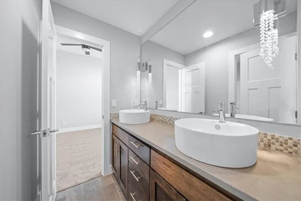 $899,000 | 1744 Northeast Woodland Shores Lane, Lee's Summit, MO 64086