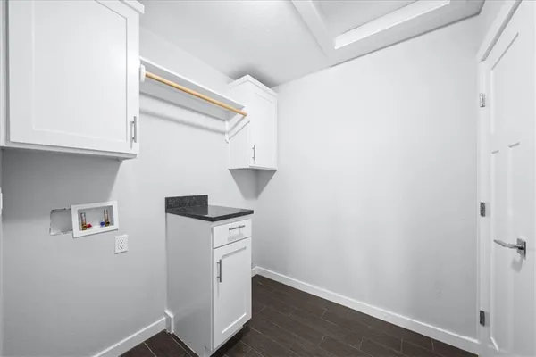 $899,000 | 1744 Northeast Woodland Shores Lane, Lee's Summit, MO 64086