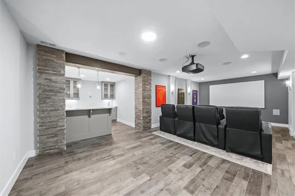 $899,000 | 1744 Northeast Woodland Shores Lane, Lee's Summit, MO 64086