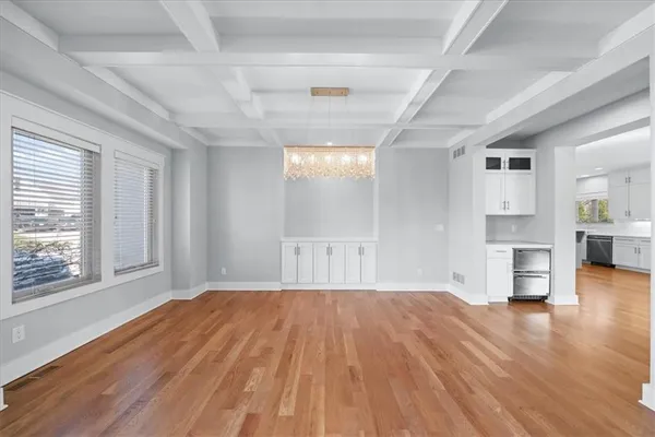 $899,000 | 1744 Northeast Woodland Shores Lane, Lee's Summit, MO 64086