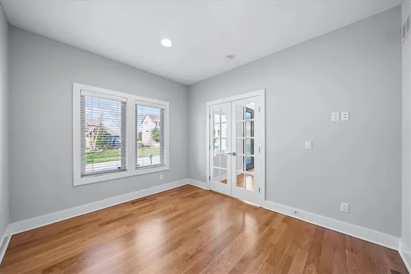 $899,000 | 1744 Northeast Woodland Shores Lane, Lee's Summit, MO 64086