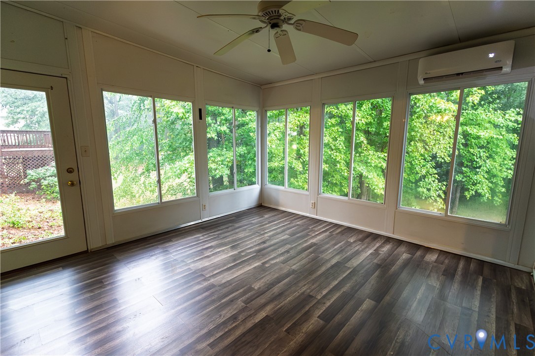 9424 Lockberry Ridge Loop Richmond, VA 23237 - Photo 11 of 22 Climate controlled sunroom.