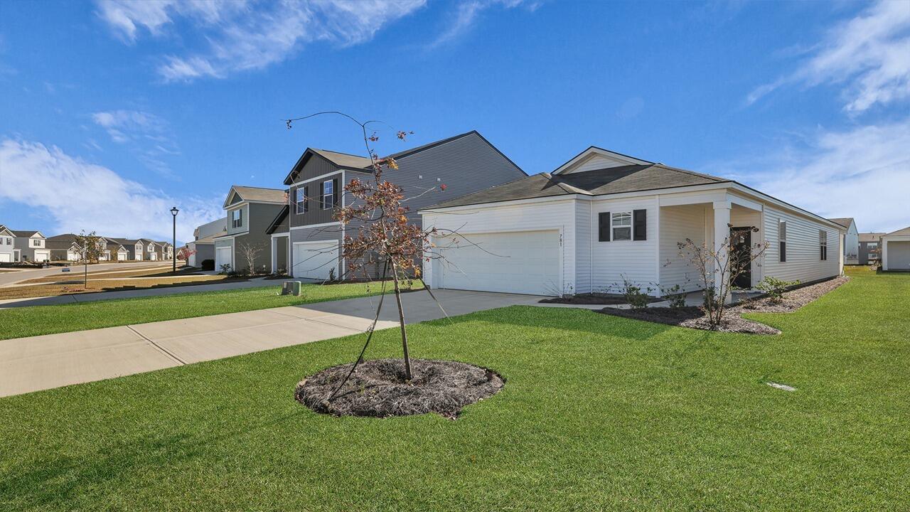781 Long Blf Road Summerville, SC 29486 - Photo 6 of 48 11_550a5413-1