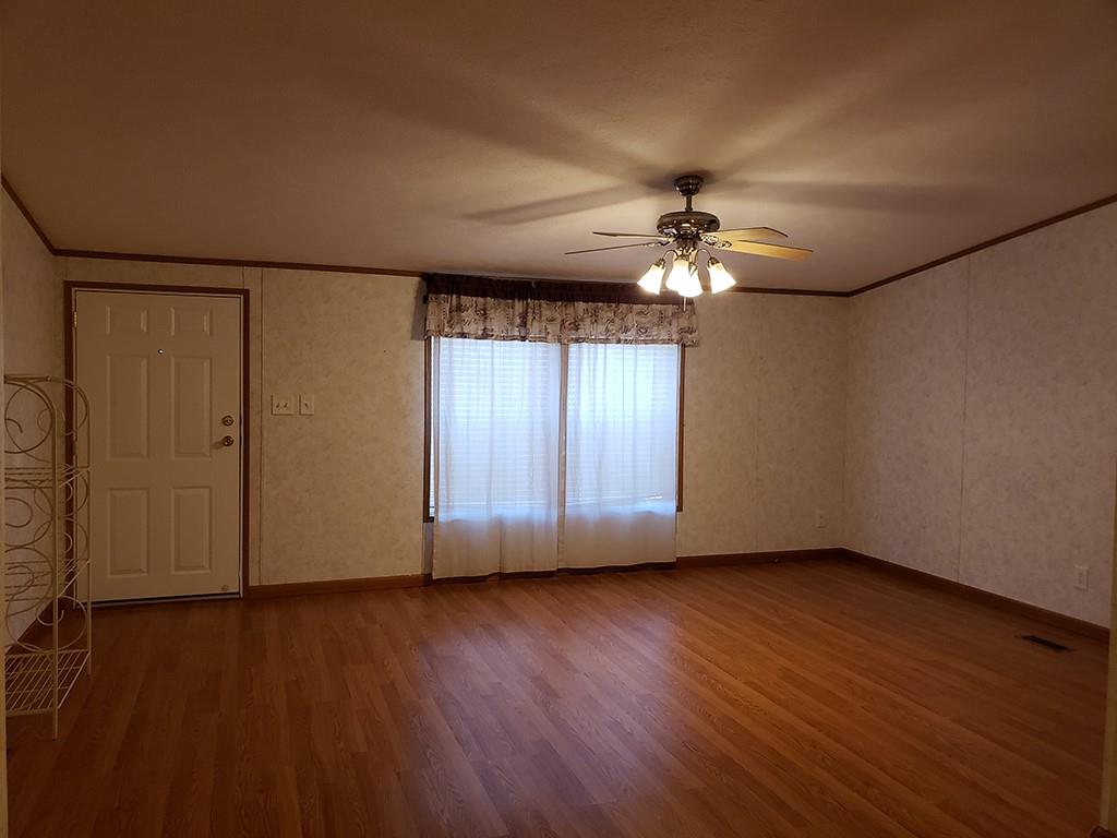 696 Holly Road Clymer, PA 15728 - Photo 2 of 22
