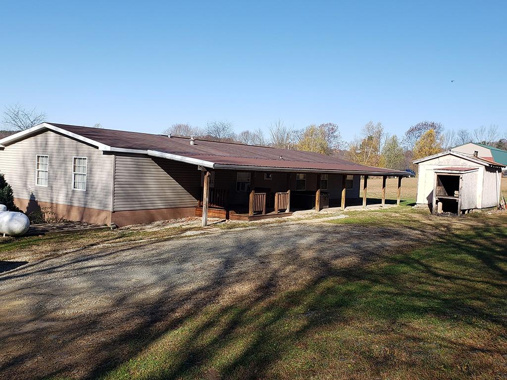 696 Holly Road Clymer, PA 15728 - Photo 19 of 22