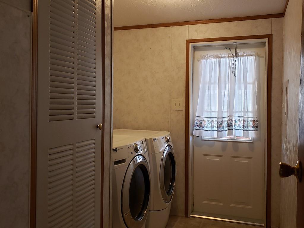 696 Holly Road Clymer, PA 15728 - Photo 8 of 22