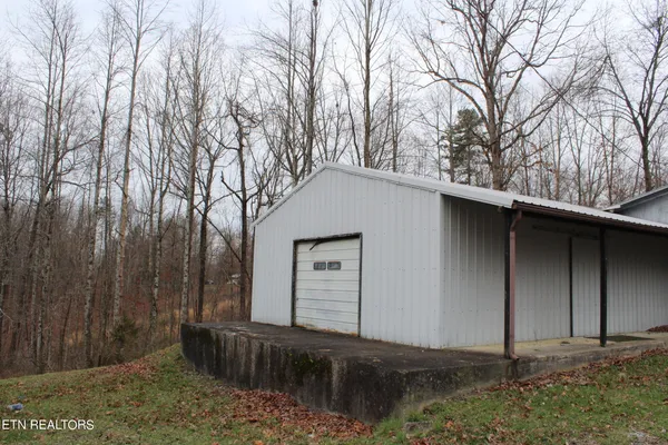 $150,000 | 2110 Pickett Park Highway, Jamestown, TN 38556