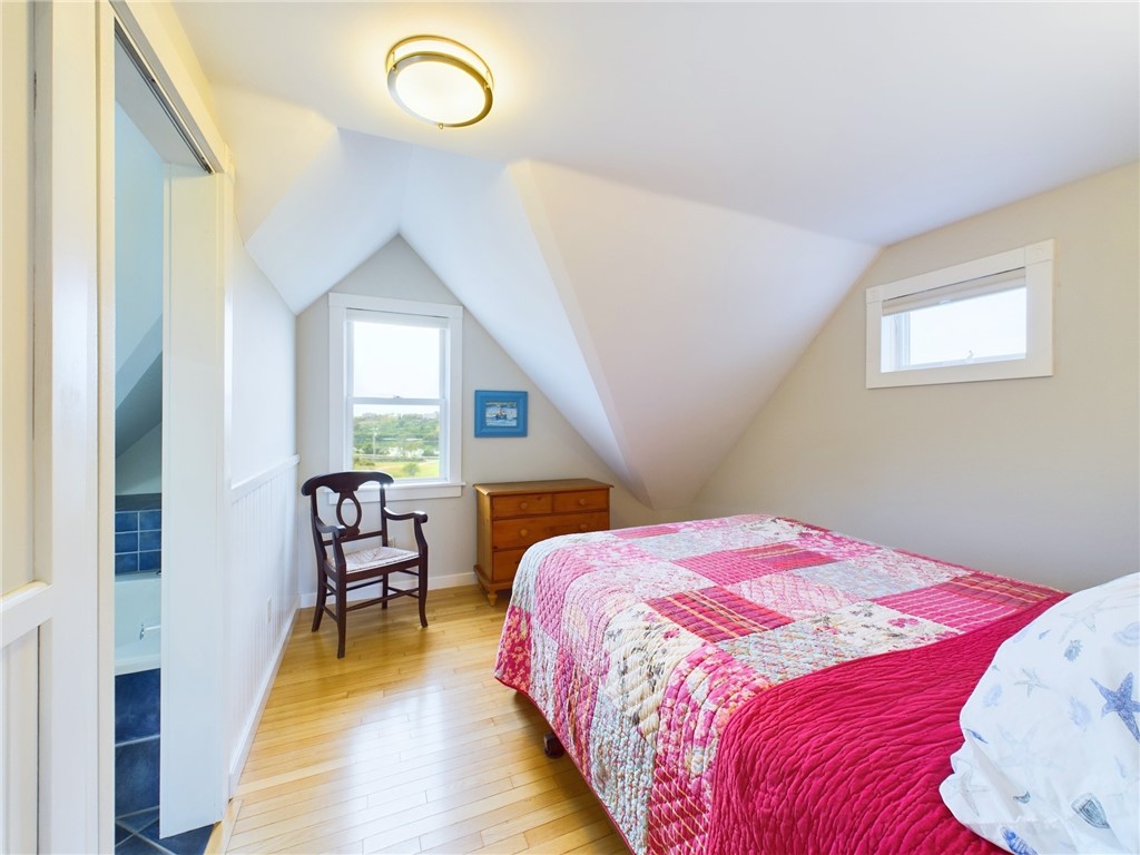 1087 Lakeside Drive Block Island, RI 02807 - Photo 29 of 33