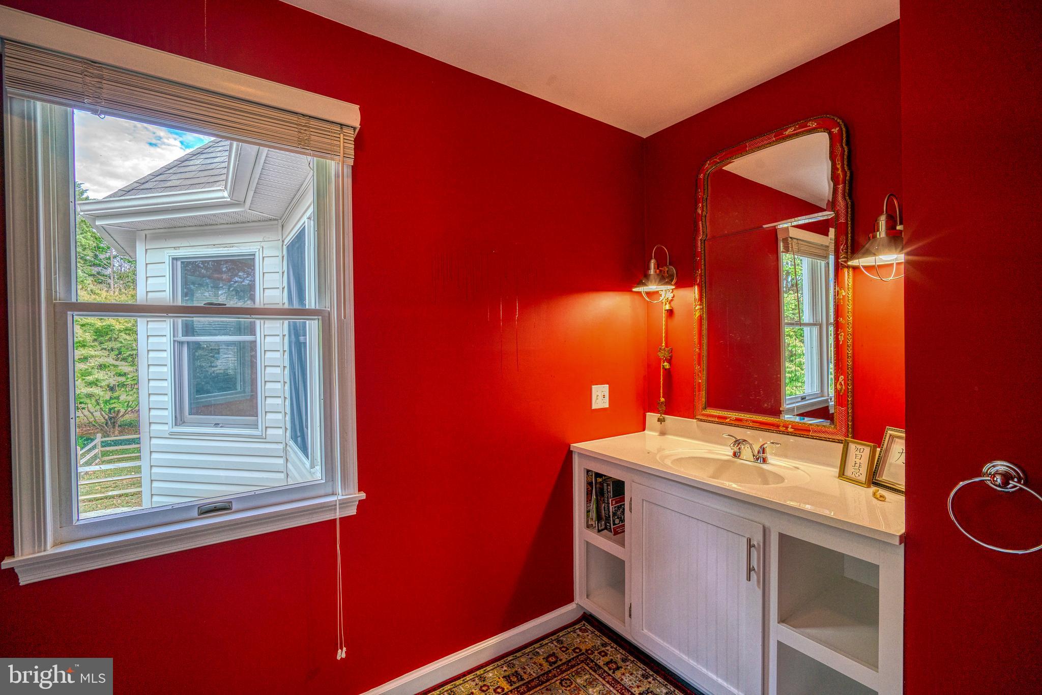 7915 Radcliffe Road Chestertown, MD 21620 - Photo 32 of 36 Second Floor Hall Bath