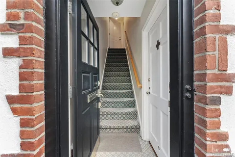 $849,000 | 7 Lake Avenue, Unit 7, Bronxville, NY 10708