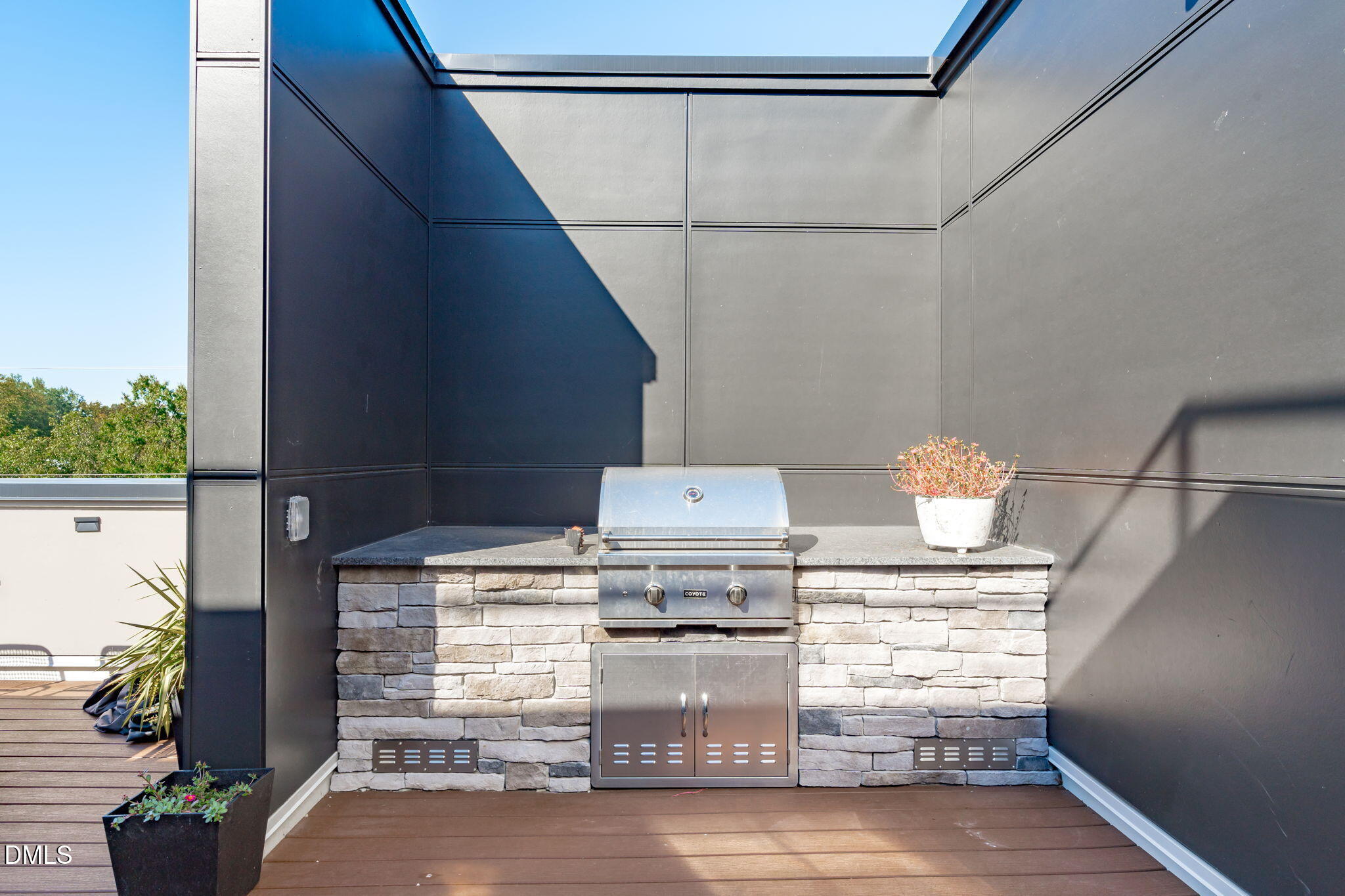 615 West Peace Street, Unit 207 Raleigh, NC 27605 - Photo 20 of 34 615_MLS_4