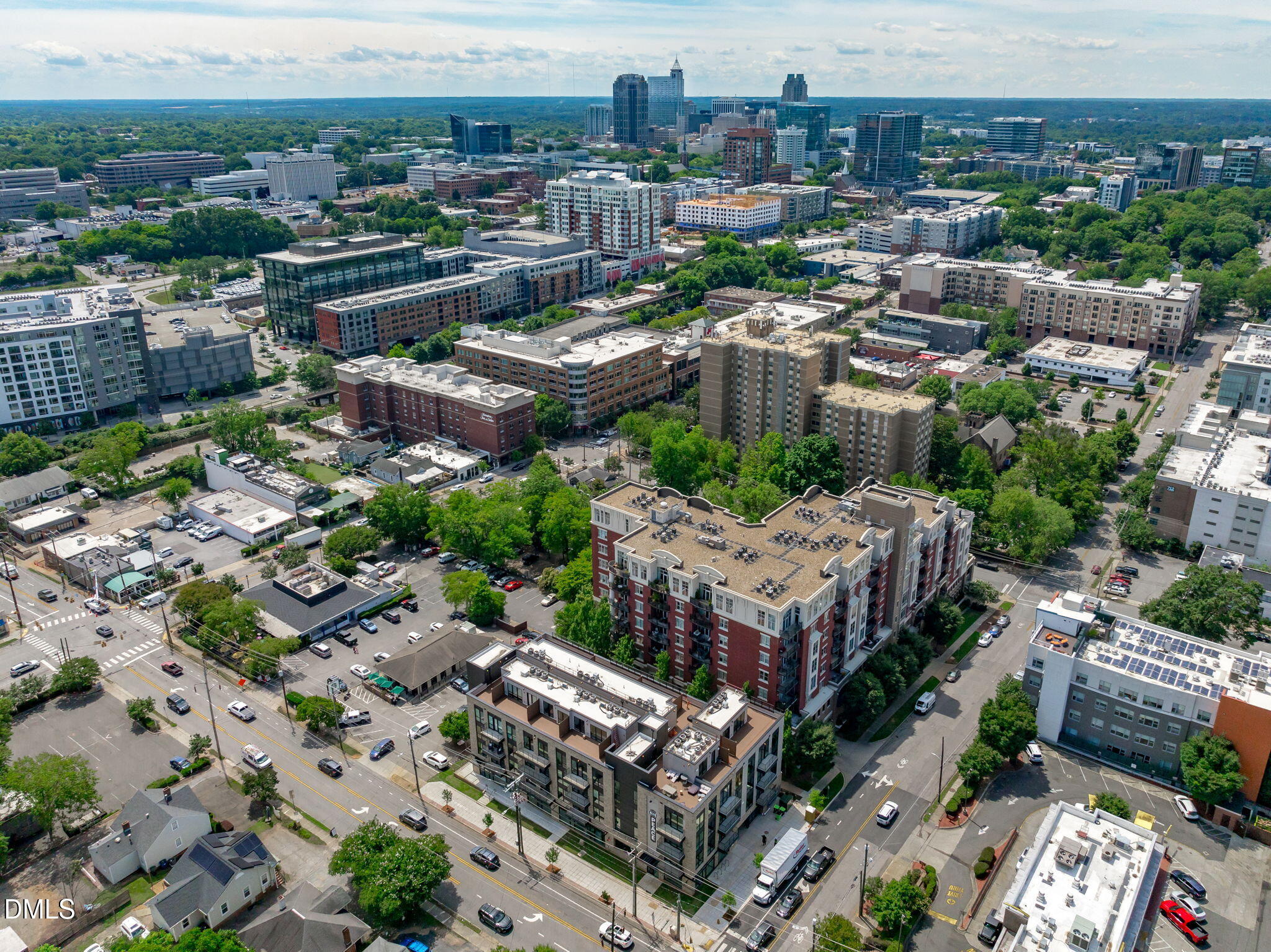 615 West Peace Street, Unit 207 Raleigh, NC 27605 - Photo 25 of 34 a view of a city