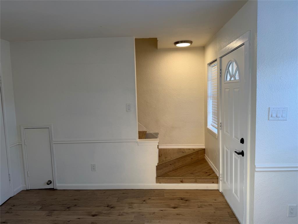 8 Trails Place, Unit B Wylie, TX 75098 - Photo 6 of 24 a view of an empty room