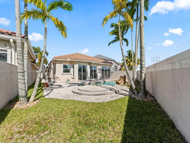 $880,000 | 14683 Cascada Boulevard, Miami, FL 33186