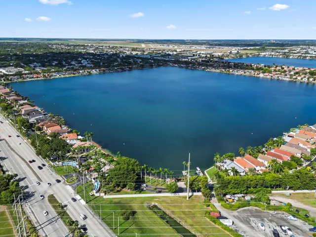 $880,000 | 14683 Cascada Boulevard, Miami, FL 33186