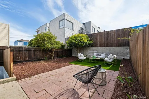 $1,098,000 | 2010 30th Avenue, San Francisco, CA 94116