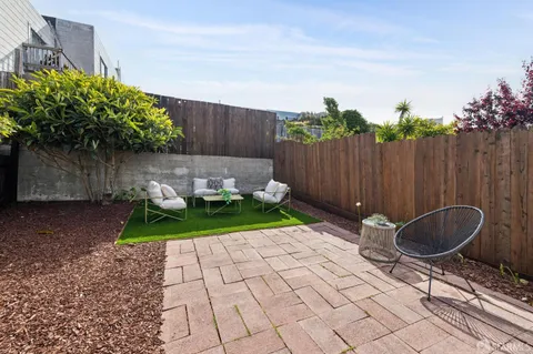 $1,098,000 | 2010 30th Avenue, San Francisco, CA 94116