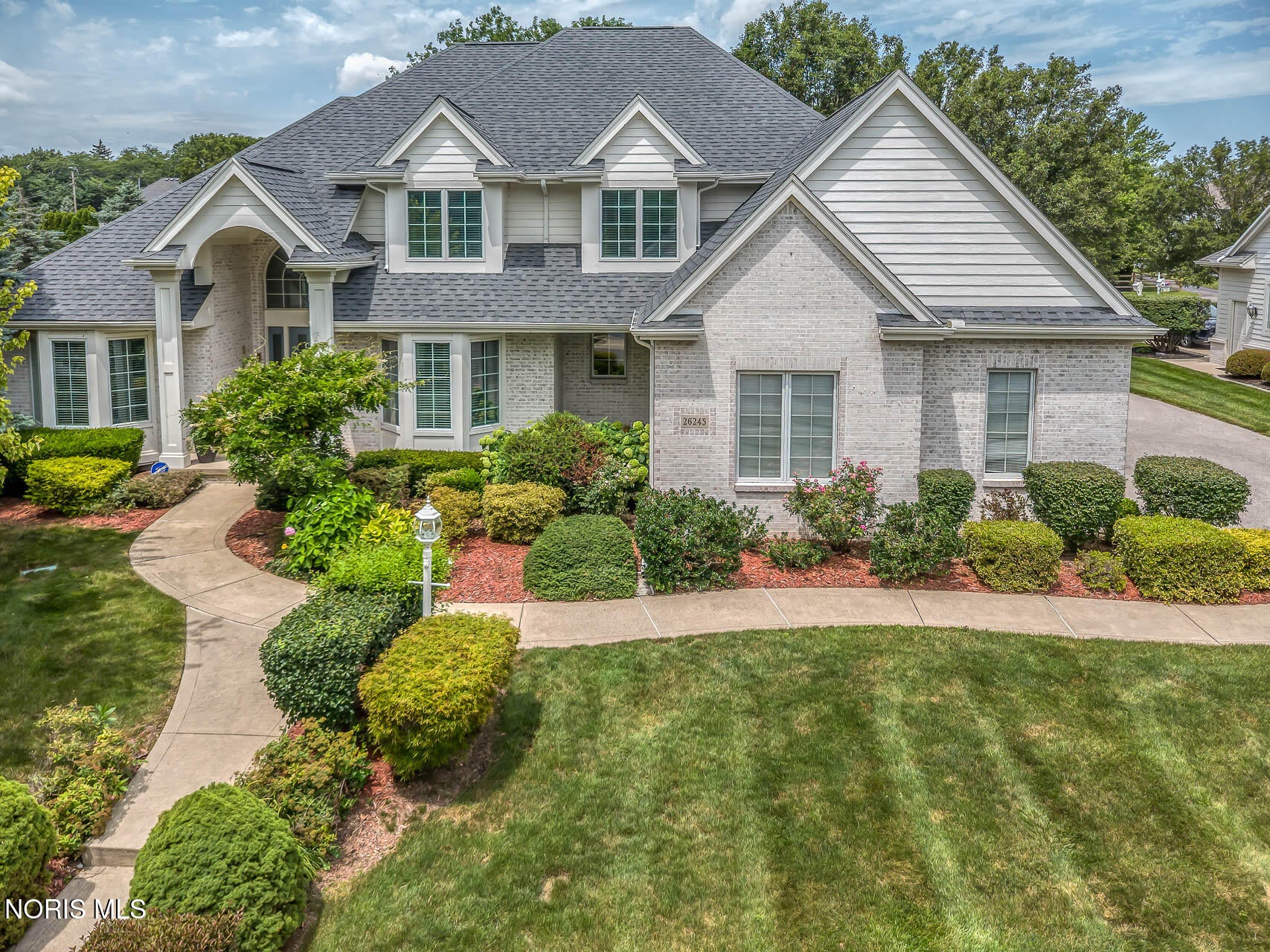 26245 Seminary Road Perrysburg, OH 43551 - Photo 3 of 55 Gallery Image 3