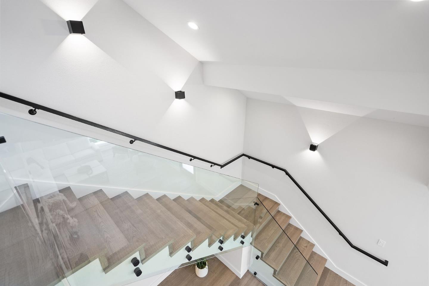 311 Keith Avenue Pacifica, CA 94044 - Photo 17 of 40