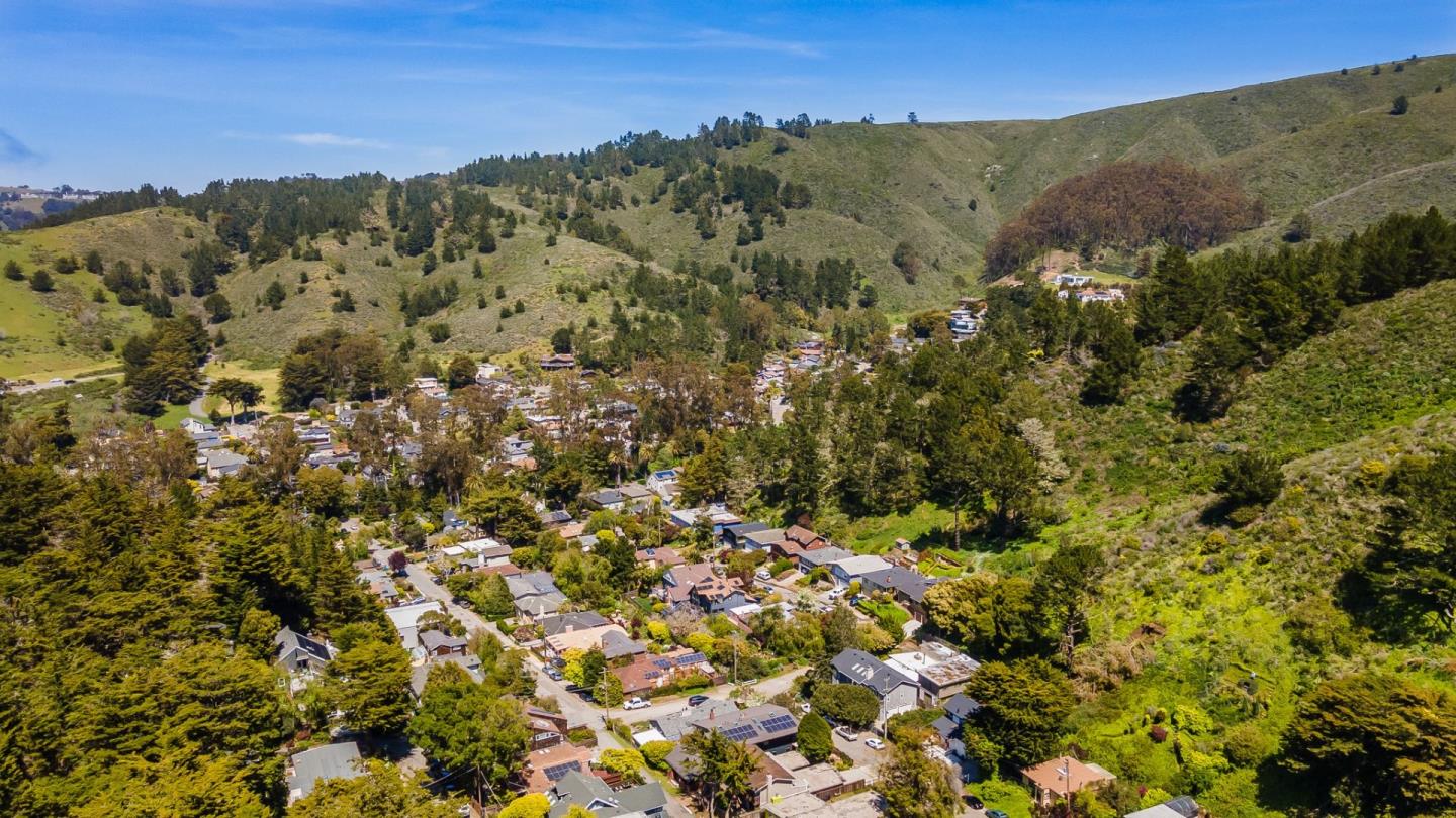 311 Keith Avenue Pacifica, CA 94044 - Photo 39 of 40 a view of a city
