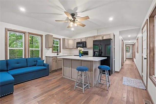 $180,000 | 13 South Lakeside Circle, Linn Valley, KS 66040