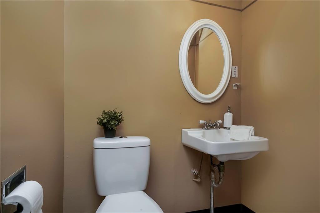 234 Lenore Drive McKees Rocks, PA 15136 - Photo 21 of 25