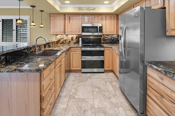 $2,400 | 12934 West Blue Sky Drive, Sun City West, AZ 85375