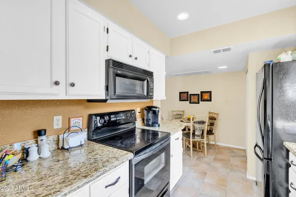 $2,500 | 9430 East Mission Lane, Unit 101, Scottsdale, AZ 85258