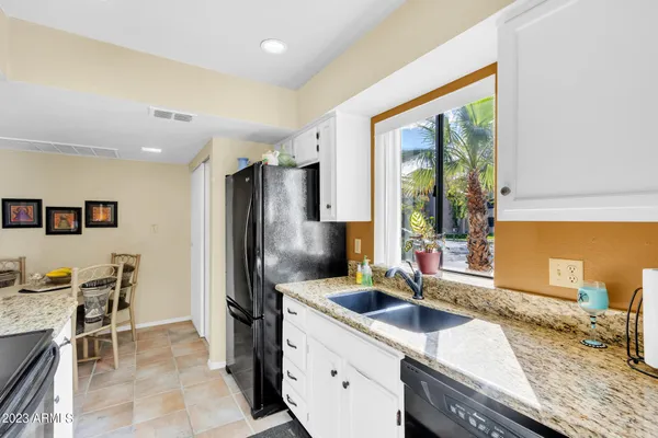 $2,500 | 9430 East Mission Lane, Unit 101, Scottsdale, AZ 85258