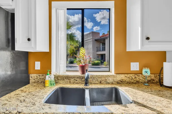 $2,500 | 9430 East Mission Lane, Unit 101, Scottsdale, AZ 85258