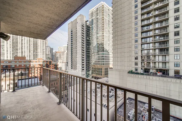 $7,500 | 635 North Dearborn Street, Unit 1105, Chicago, IL 60654