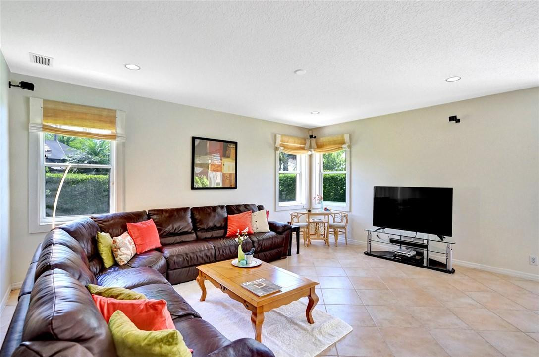 324 Fairmont Road Weston, FL 33326 - Photo 33 of 93 Photo 33