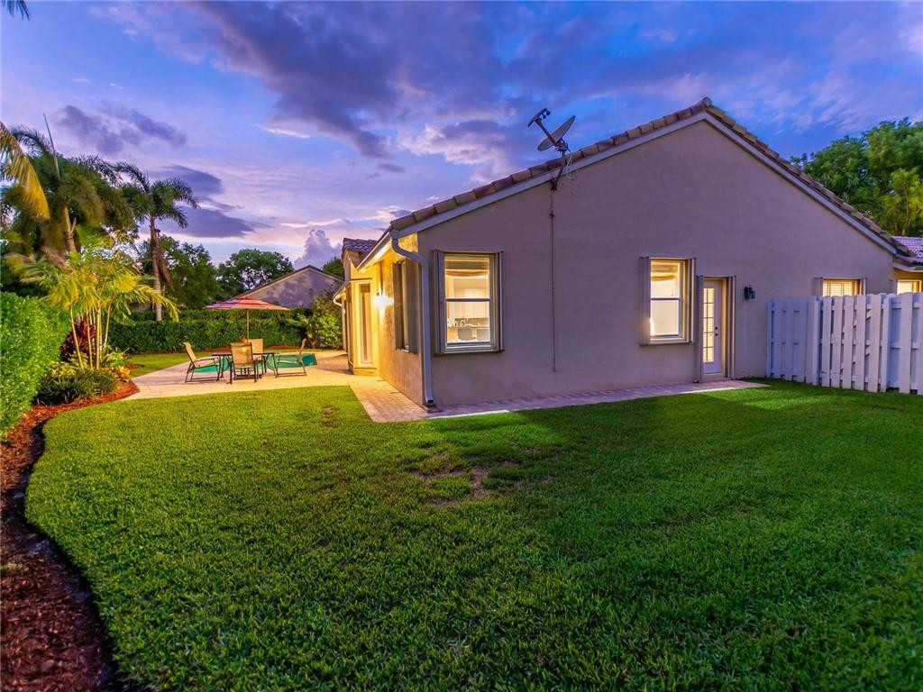 324 Fairmont Road Weston, FL 33326 - Photo 77 of 93 Photo 77