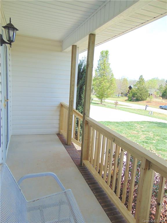 306 Doe Ridge Drive, Unit 38 Cleveland, NC 27013 - Photo 2 of 33 Gallery Image 2