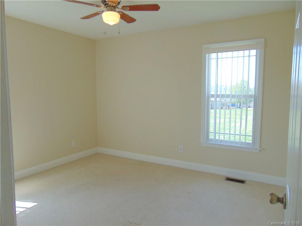 306 Doe Ridge Drive, Unit 38 Cleveland, NC 27013 - Photo 23 of 33 Gallery Image 23