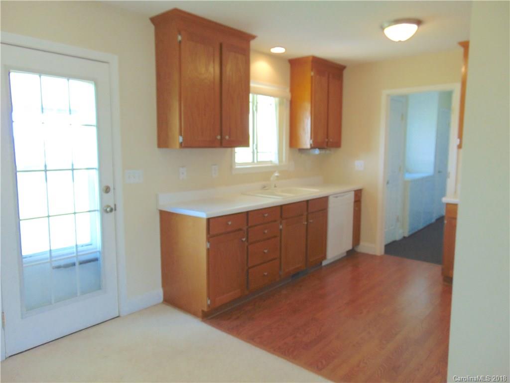 306 Doe Ridge Drive, Unit 38 Cleveland, NC 27013 - Photo 8 of 33 Gallery Image 8