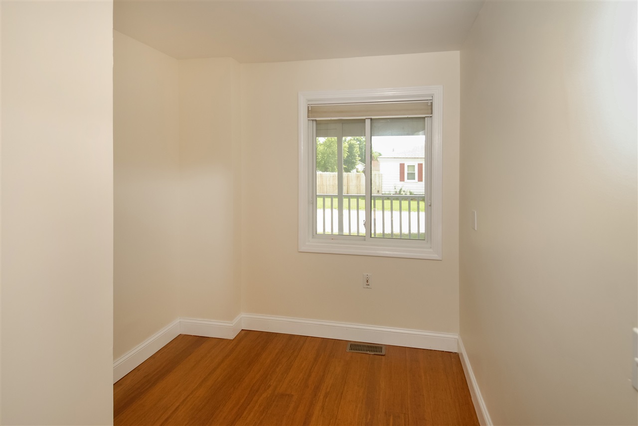 47 Rochambeau Street Manchester, NH 03102 - Photo 14 of 31 Gallery Image 14
