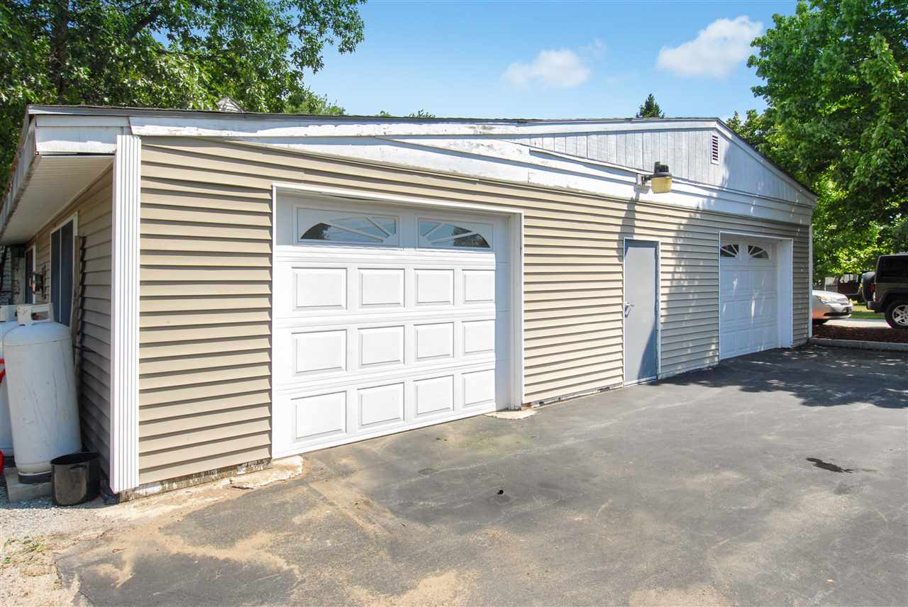 47 Rochambeau Street Manchester, NH 03102 - Photo 21 of 31 Gallery Image 21