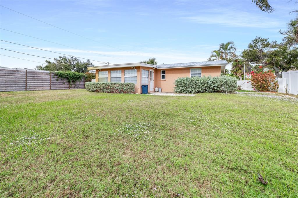 655 Carmel Road Venice, FL 34293 - Photo 29 of 37 Gallery Image 29