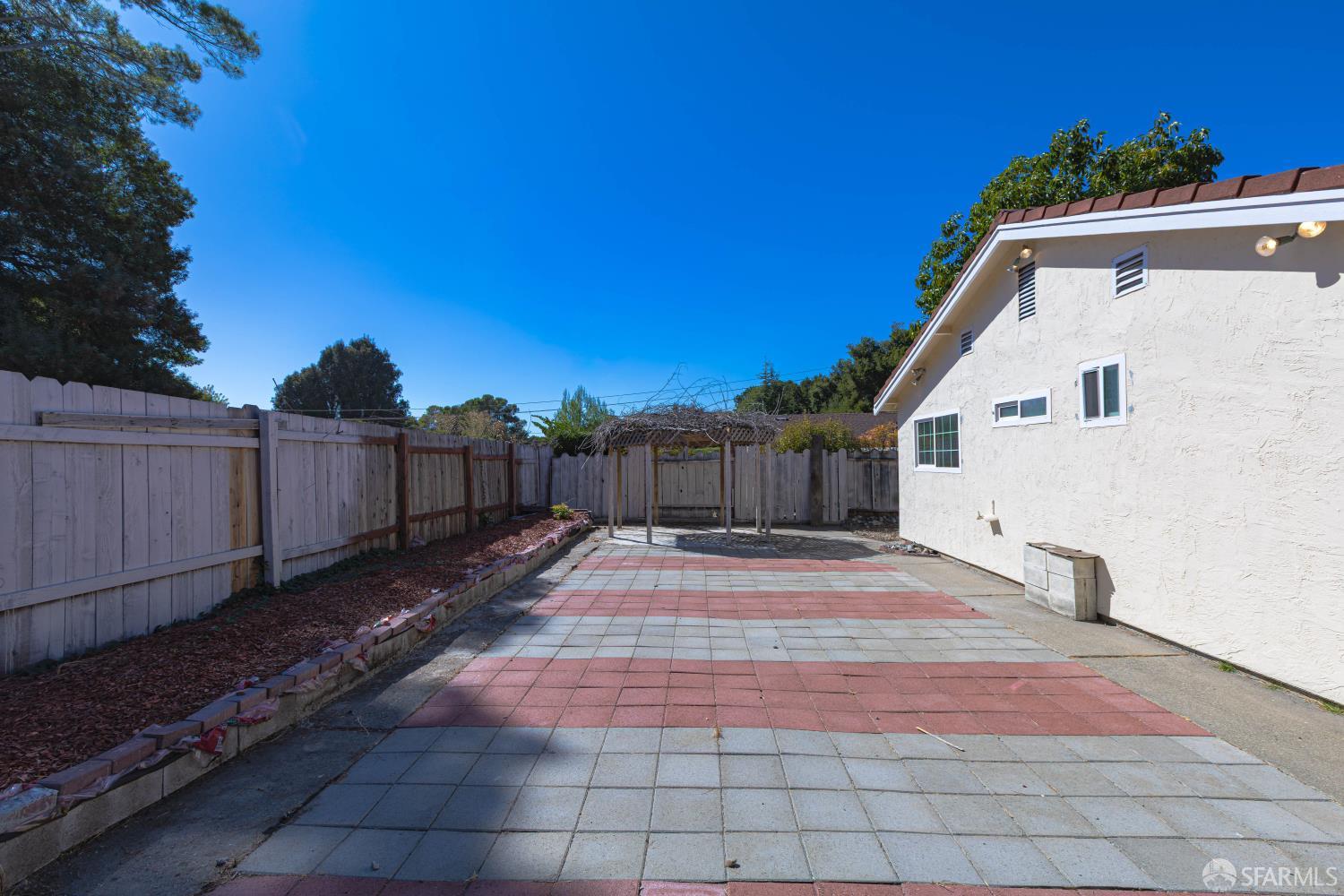 915 Seascape Circle Rodeo, CA 94572 - Photo 45 of 51 Gallery Image 45
