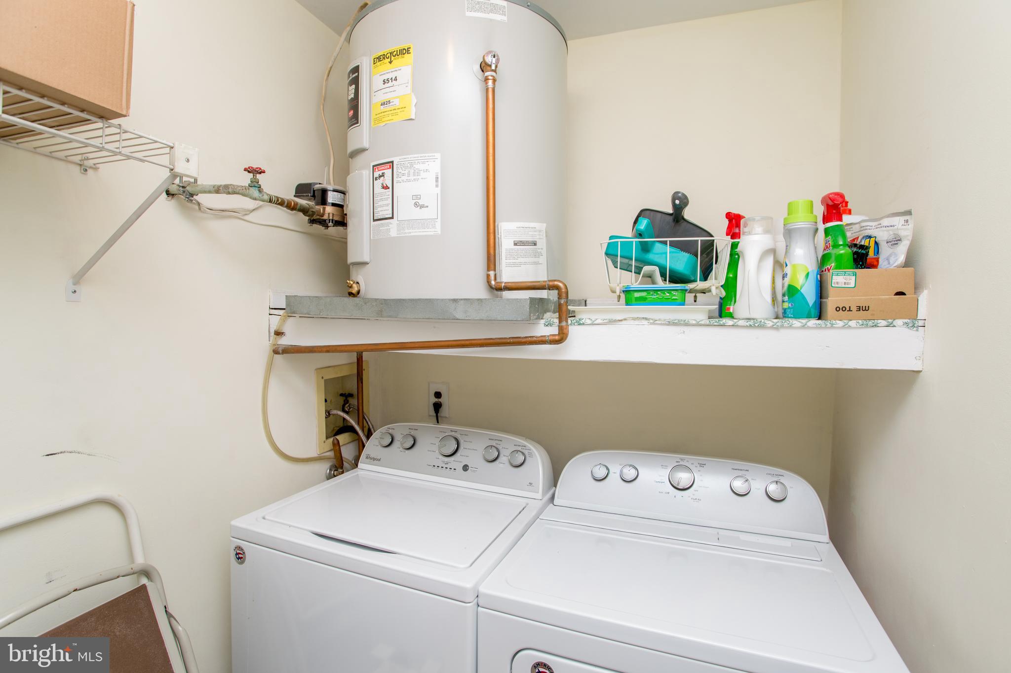 60 B Sumac Court Mount Laurel, NJ 08054 - Photo 18 of 42 a utility room with dryer and washer