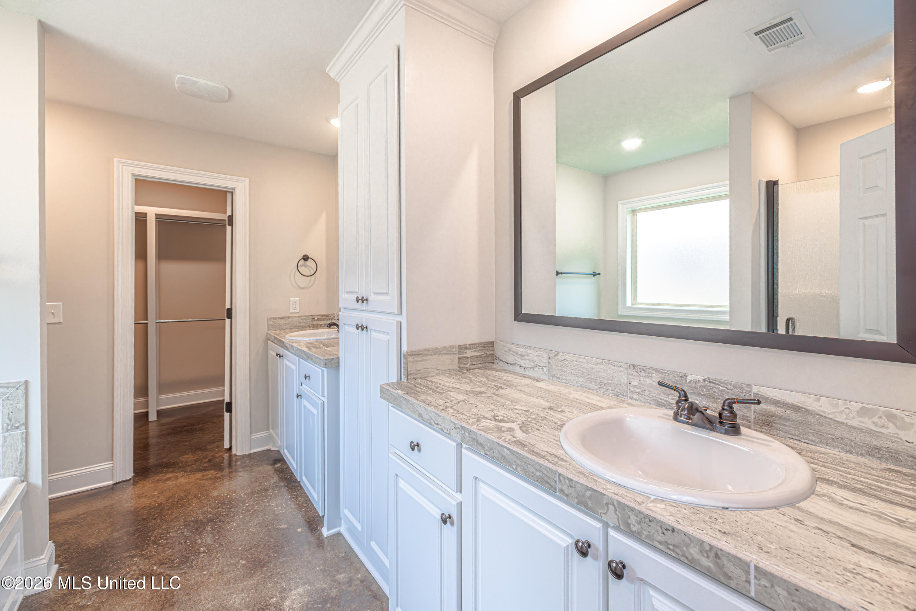 266 Chartleigh Circle Canton, MS 39046 - Photo 17 of 38 1R4A5994