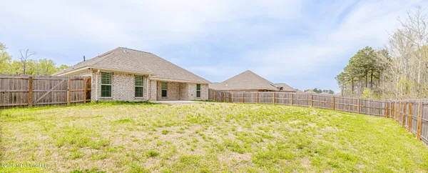 $290,000 | 266 Chartleigh Circle, Canton, MS 39046