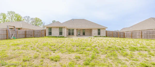 $290,000 | 266 Chartleigh Circle, Canton, MS 39046