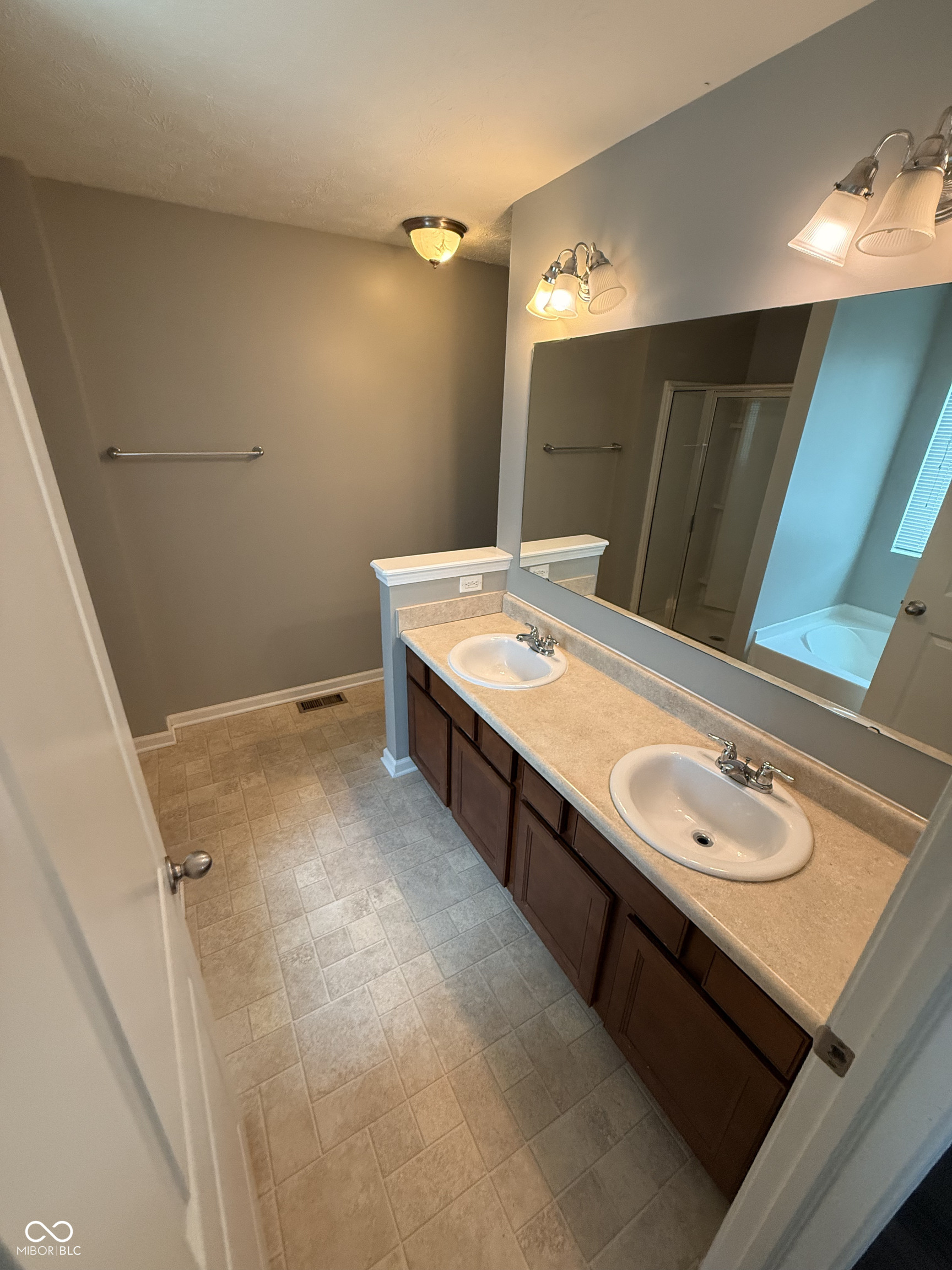 7824 Newhall Way Indianapolis, IN 46239 - Photo 26 of 31