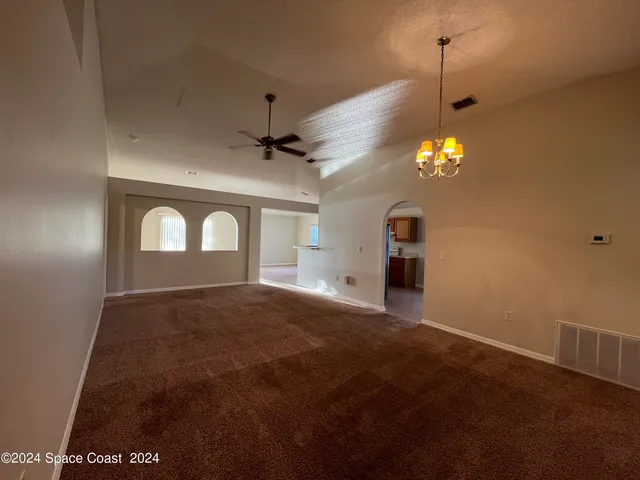 a view of empty room with window