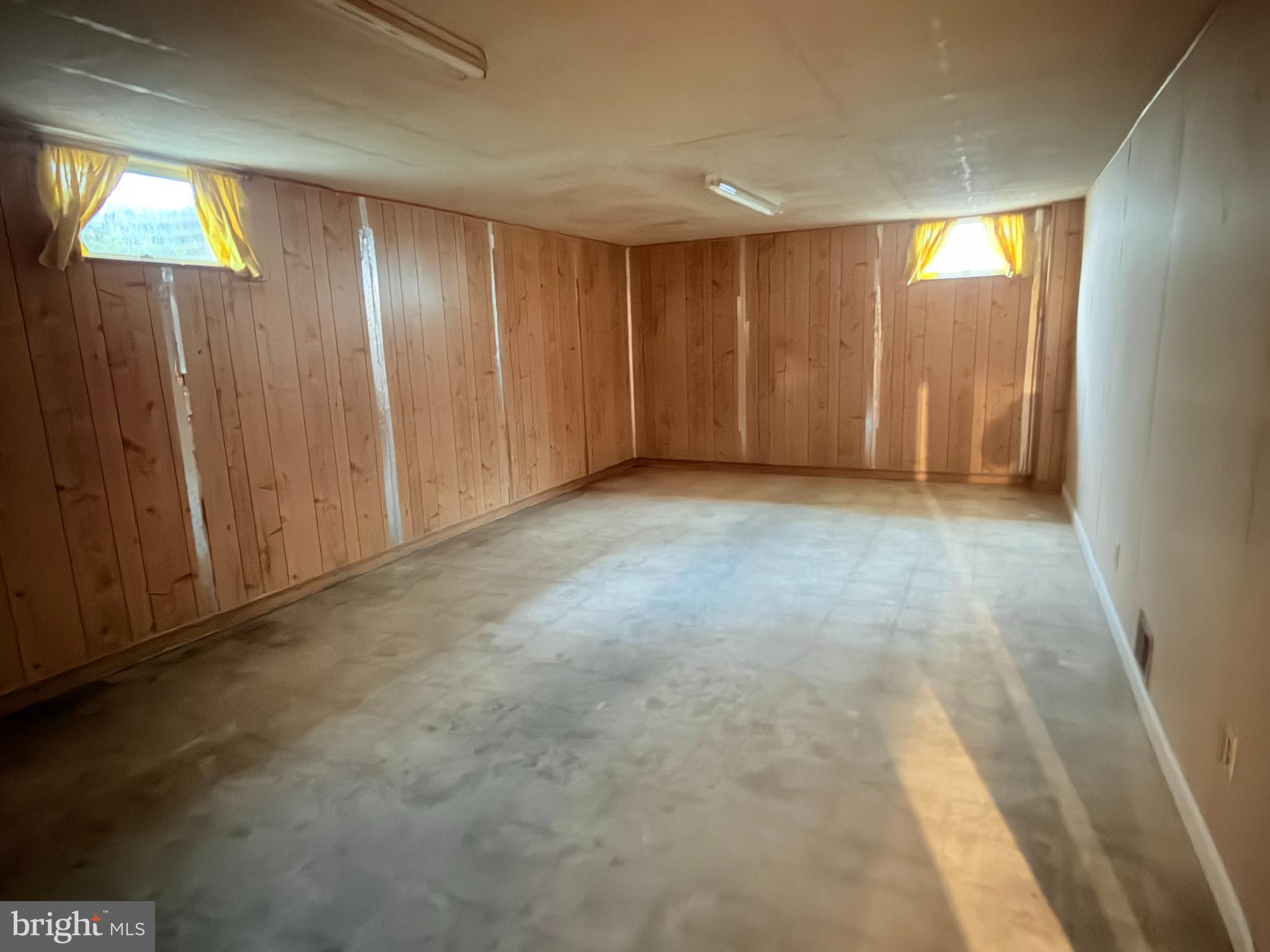 694 Hickory Ridge Road Smyrna, DE 19977 - Photo 20 of 23 a view of an empty room with a window