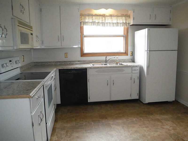 1901 Keene Avenue Springfield, OH 45503 - Photo 13 of 25