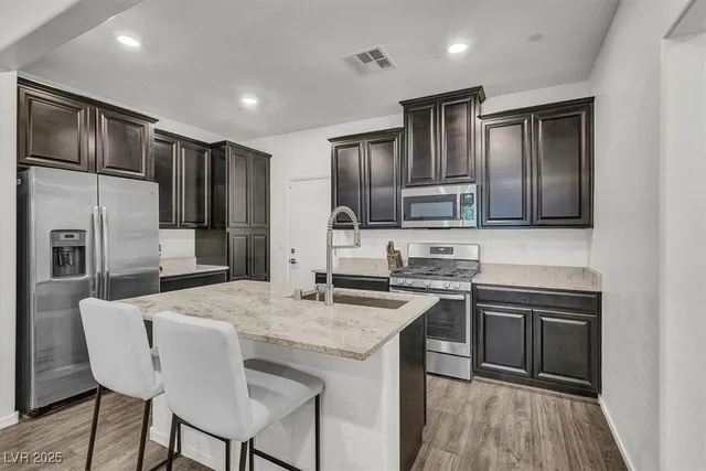 $490,000 | 124 Lomita Heights Drive, Las Vegas, NV 89138